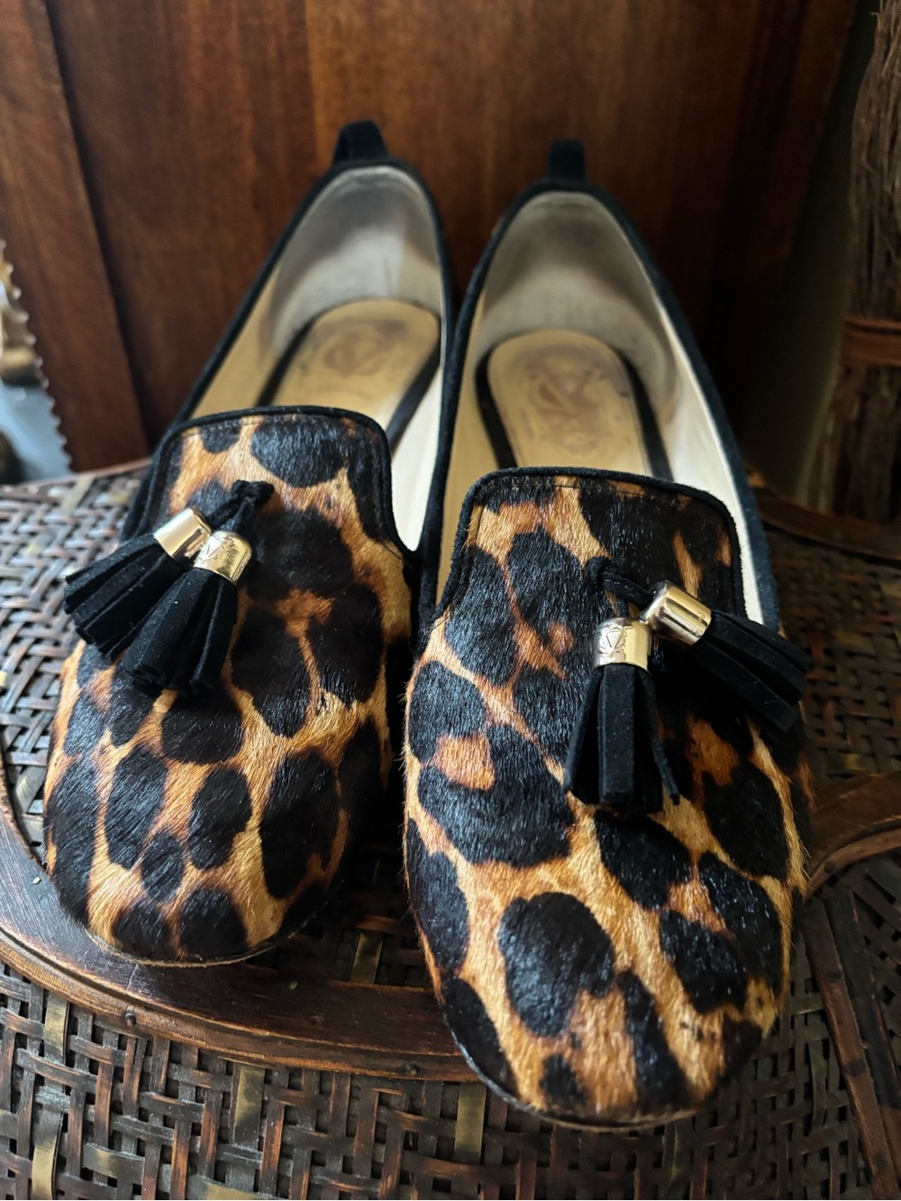 Vero Cuoio Leopard Print Tassel Loafers in Black and Brown - Picture 2 of 6